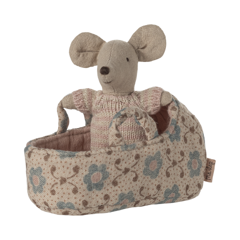 Baby Mouse in Carry Cot - Rose