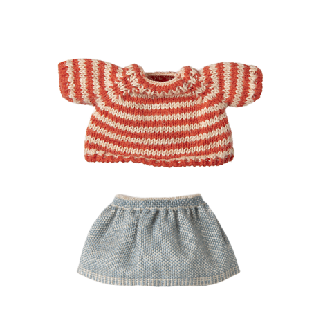 Knitted Sweater and Skirt - Big Sister Mouse