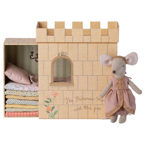 Princess and the Pea, Big Sister Mouse - Pink